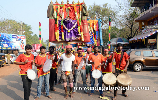 Karavali ustav 2016
